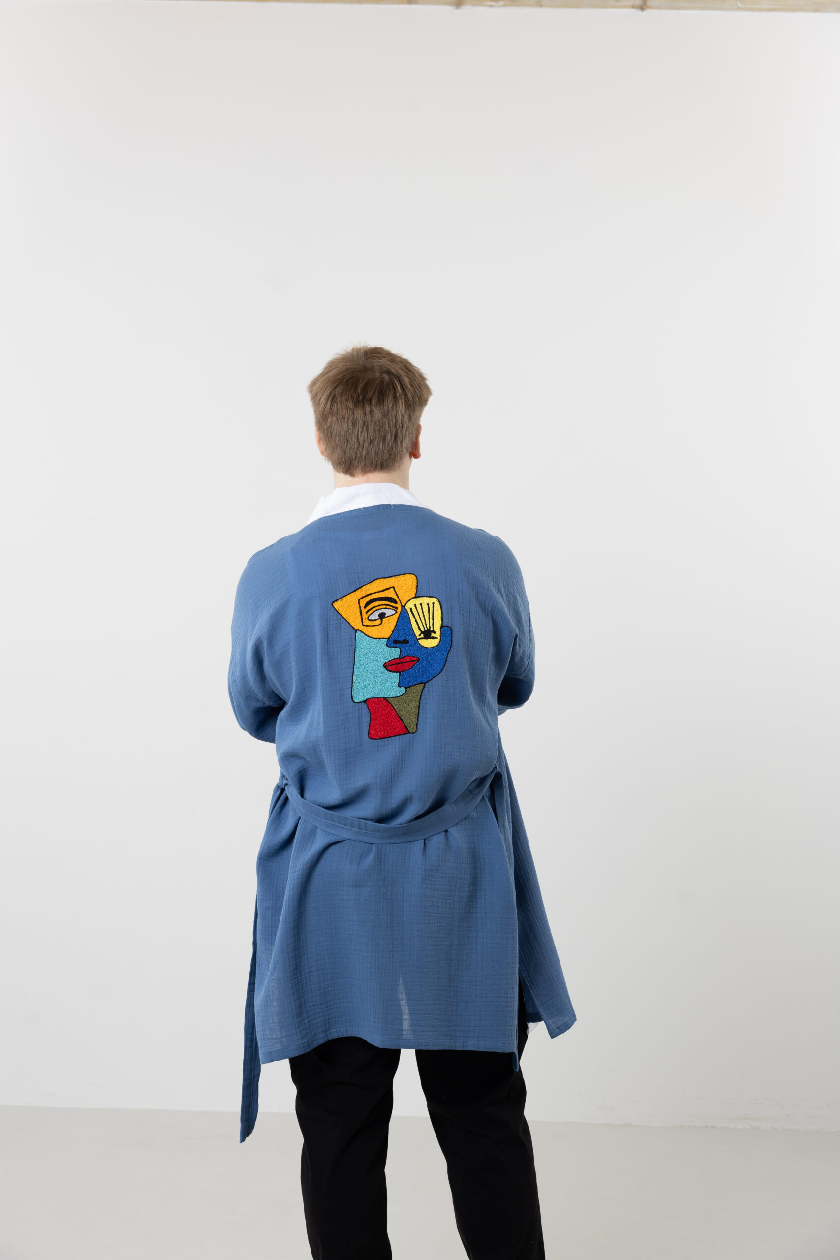 Abstract Face Embroidered Muslin Wrap - Image 4