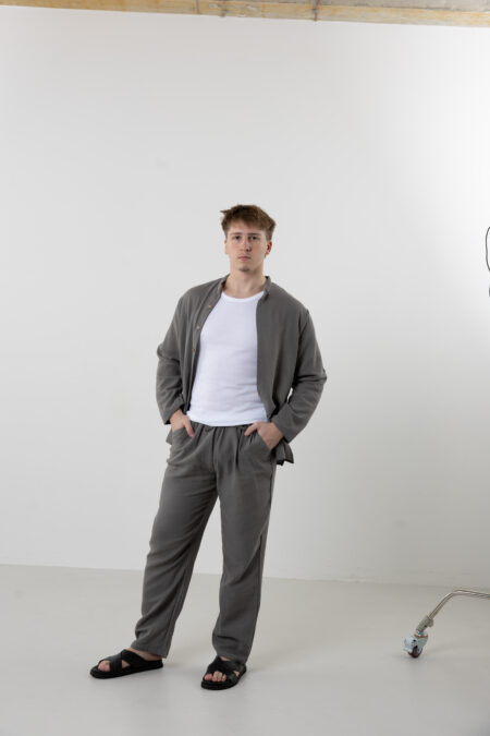 Men's double-layer muslin set; sustainable mandarin collar shirt and pants for all-season resort wear and comfort